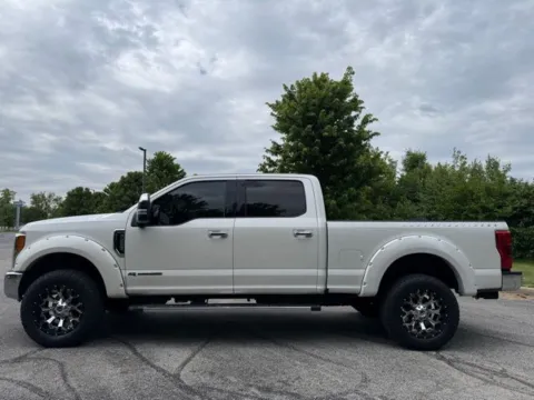 Another view of 2019 Ford F-250SD Lariat for sale in Indianapolis, IN at Indy Luxury Motorsports