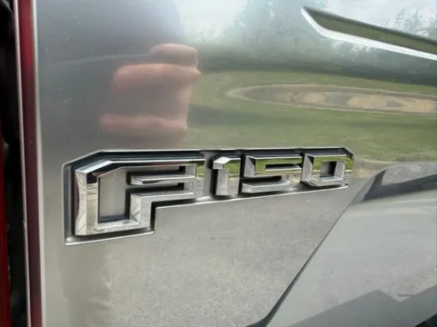 More photos of 2018 Ford F-150 Platinum at Indy Luxury Motorsports, IN