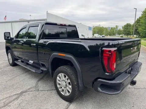 More photos of 2023 GMC Sierra 2500HD Denali at Indy Luxury Motorsports, IN
