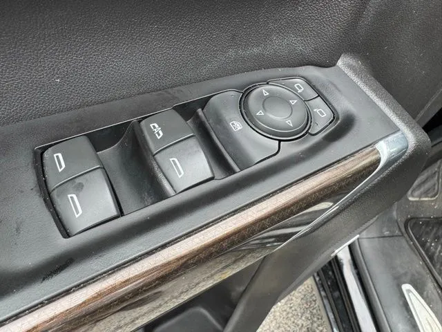 2019 Chevrolet Silverado 1500 RST - Photo 23