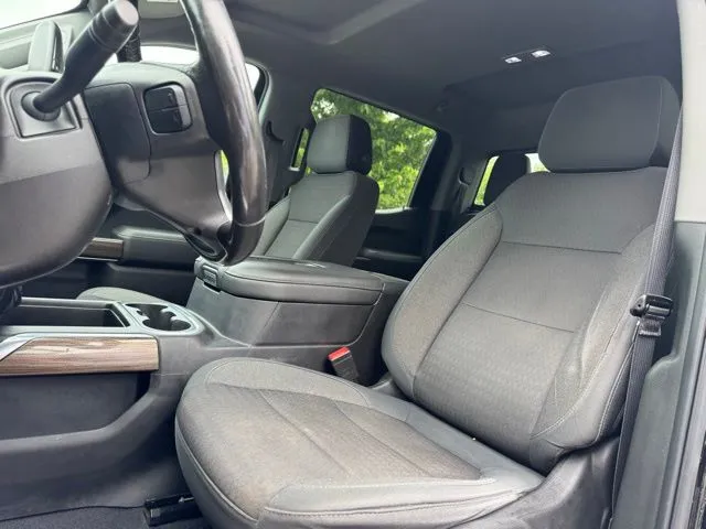 2019 Chevrolet Silverado 1500 RST - Photo 11