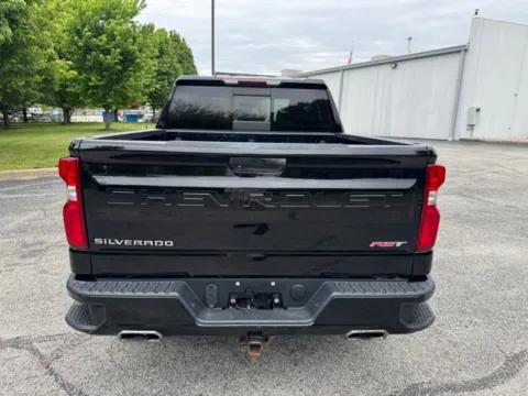 More photos of 2019 Chevrolet Silverado 1500 RST at Indy Luxury Motorsports, IN