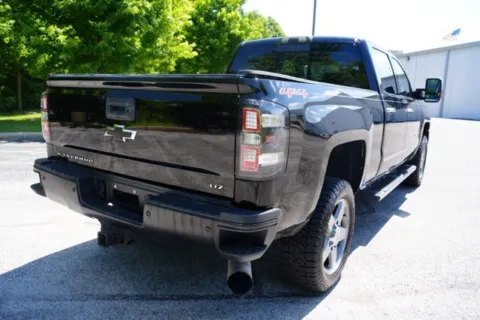 More photos of 2015 Chevrolet Silverado 2500 HD LTZ at Indy Luxury Motorsports, IN
