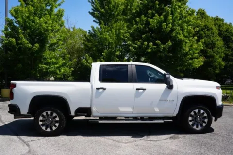Photos of 2022 Chevrolet Silverado 2500 HD Custom for sale in Indianapolis, IN at Indy Luxury Motorsports