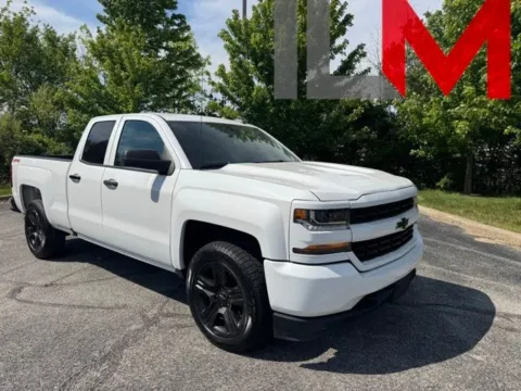 White 2018 Chevrolet Silverado 1500 Custom for sale in Indianapolis, IN