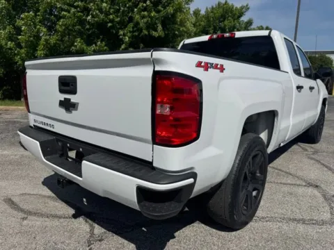 Another view of 2018 Chevrolet Silverado 1500 Custom for sale in Indianapolis, IN at Indy Luxury Motorsports