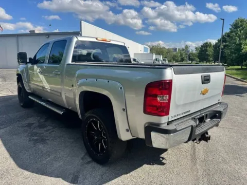 More photos of 2014 Chevrolet Silverado 2500HD LTZ at Indy Luxury Motorsports, IN