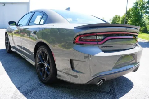 More photos of 2023 Dodge Charger R/T at Indy Luxury Motorsports, IN