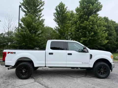 Photos of 2017 Ford F-350SD XLT for sale in Indianapolis, IN at Indy Luxury Motorsports