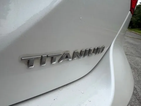 More photos of 2012 Ford Focus Titanium at Indy Luxury Motorsports, IN