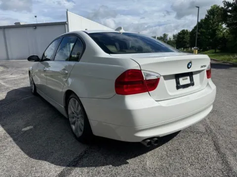 More photos of 2006 BMW 3 Series 325i at Indy Luxury Motorsports, IN