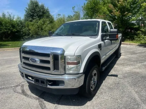 Photos of 2009 Ford F-350SD XLT for sale in Indianapolis, IN at Indy Luxury Motorsports