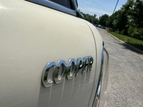 More photos of 2012 MINI Cooper at Indy Luxury Motorsports, IN