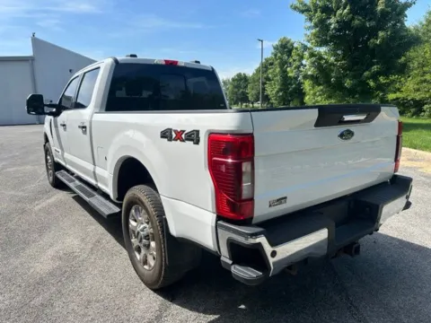 More photos of 2021 Ford F-250SD Lariat at Indy Luxury Motorsports, IN