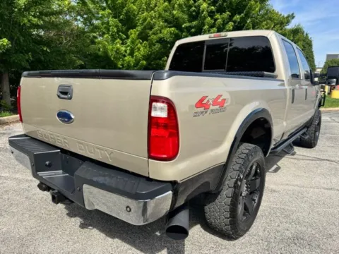 Photos of 2008 Ford F-250SD for sale in Indianapolis, IN at Indy Luxury Motorsports