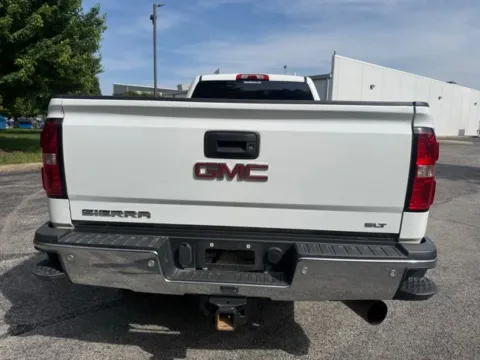 More photos of 2016 GMC Sierra 3500HD SLT at Indy Luxury Motorsports, IN