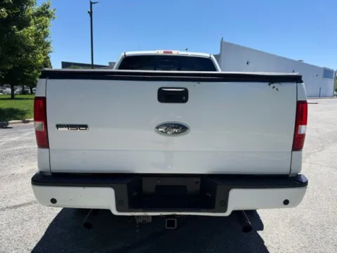 More photos of 2006 Ford F-150 XL at Indy Luxury Motorsports, IN