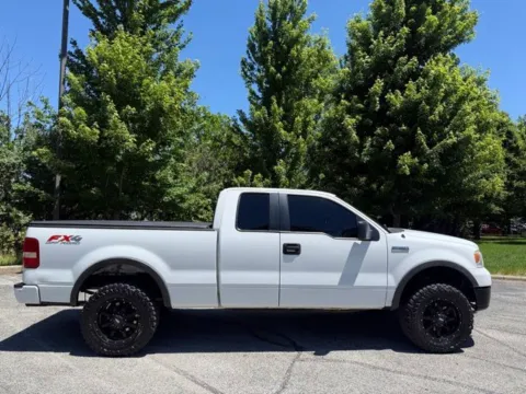 Photos of 2006 Ford F-150 XL for sale in Indianapolis, IN at Indy Luxury Motorsports