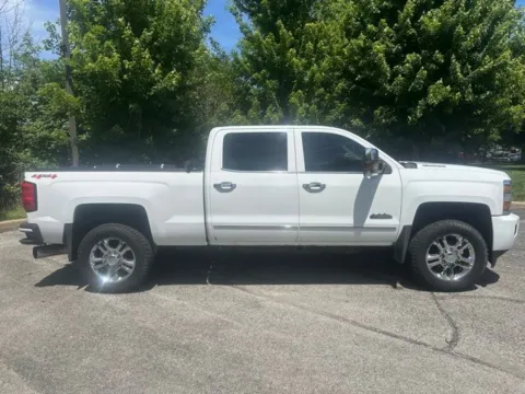 Photos of 2015 Chevrolet Silverado 2500HD LT for sale in Indianapolis, IN at Indy Luxury Motorsports