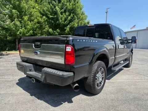 More photos of 2016 Ford F-250SD Platinum at Indy Luxury Motorsports, IN
