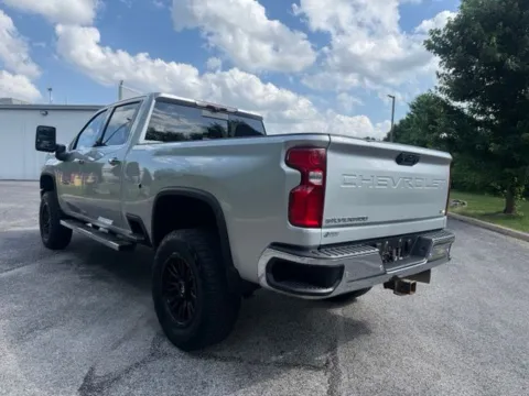 More photos of 2021 Chevrolet Silverado 2500HD LTZ at Indy Luxury Motorsports, IN