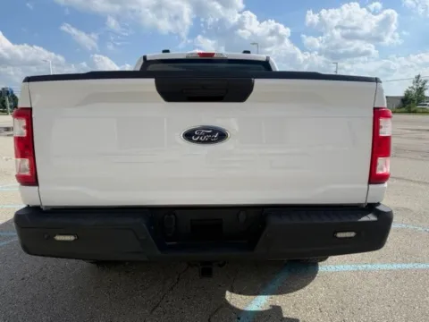More photos of 2021 Ford F-150 XL at Indy Luxury Motorsports, IN