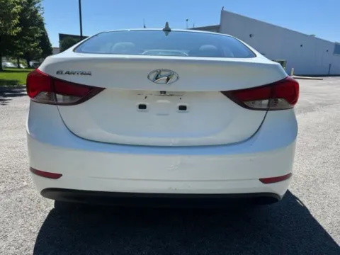 More photos of 2014 Hyundai Elantra SE at Indy Luxury Motorsports, IN
