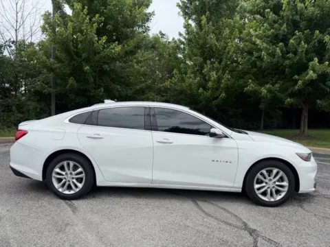 Photos of 2018 Chevrolet Malibu LT for sale in Indianapolis, IN at Indy Luxury Motorsports