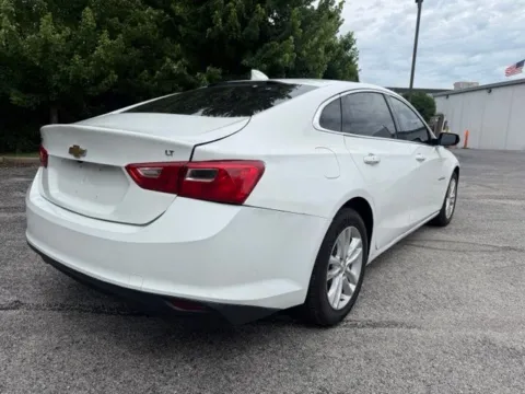 Another view of 2018 Chevrolet Malibu LT for sale in Indianapolis, IN at Indy Luxury Motorsports