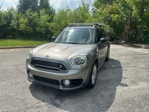 More photos of 2019 MINI Cooper S E Countryman at Indy Luxury Motorsports, IN