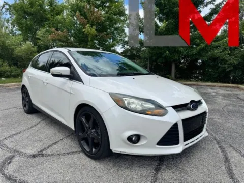 White 2012 Ford Focus Titanium for sale in Indianapolis, IN