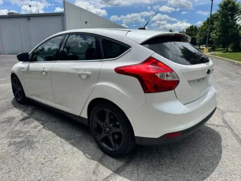More photos of 2012 Ford Focus Titanium at Indy Luxury Motorsports, IN
