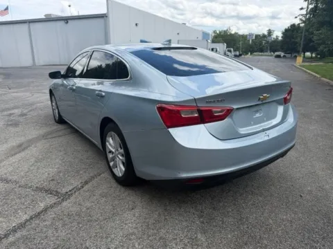 More photos of 2017 Chevrolet Malibu LT at Indy Luxury Motorsports, IN