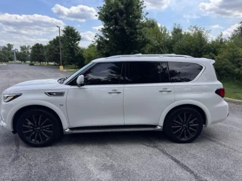 More photos of 2020 INFINITI QX80 Limited at Indy Luxury Motorsports, IN