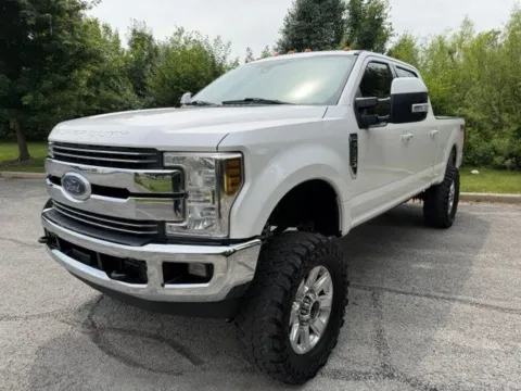 Photos of 2018 Ford F-250SD Lariat for sale in Indianapolis, IN at Indy Luxury Motorsports
