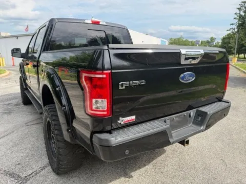 More photos of 2016 Ford F-150 XLT at Indy Luxury Motorsports, IN