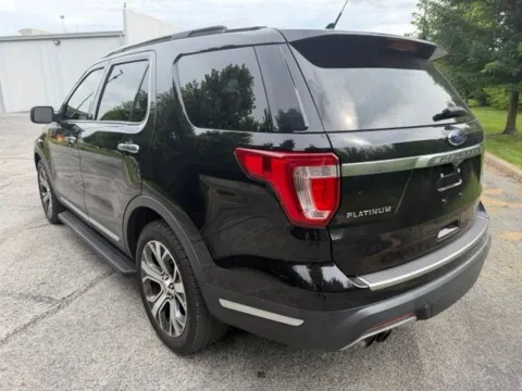 More photos of 2018 Ford Explorer Platinum at Indy Luxury Motorsports, IN
