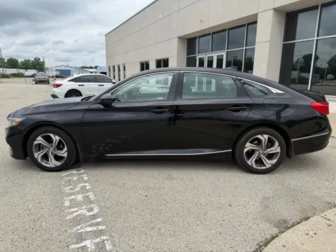 More photos of 2018 Honda Accord EX-L at Indy Luxury Motorsports, IN