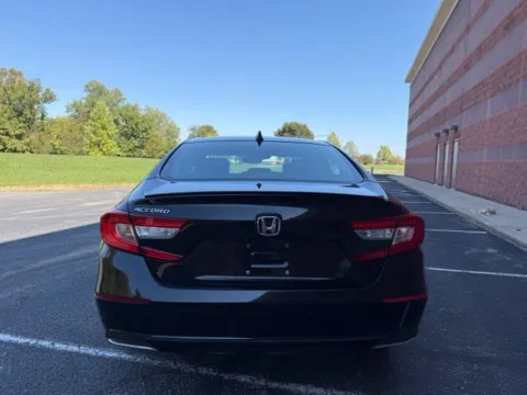 More photos of 2018 Honda Accord EX-L at Indy Luxury Motorsports, IN