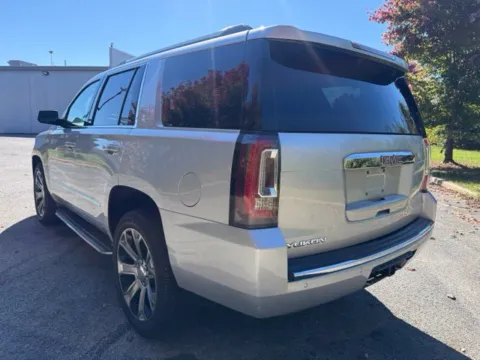More photos of 2017 GMC Yukon Denali at Indy Luxury Motorsports, IN