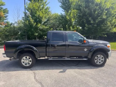 Photos of 2015 Ford F-250SD Lariat for sale in Indianapolis, IN at Indy Luxury Motorsports