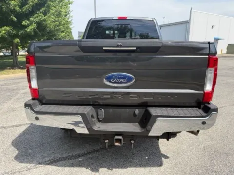 More photos of 2019 Ford F-250SD Lariat at Indy Luxury Motorsports, IN