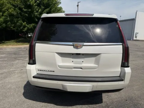 More photos of 2017 Cadillac Escalade ESV Platinum Edition at Indy Luxury Motorsports, IN