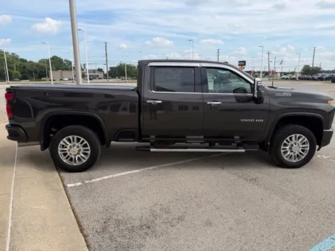 Photos of 2021 Chevrolet Silverado 3500 HD High Country for sale in Indianapolis, IN at Indy Luxury Motorsports
