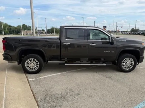 Photos of 2021 Chevrolet Silverado 3500 HD High Country for sale in Indianapolis, IN at Indy Luxury Motorsports