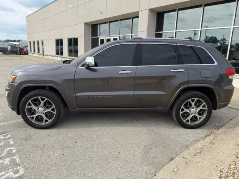 Another view of 2020 Jeep Grand Cherokee Overland for sale in Indianapolis, IN at Indy Luxury Motorsports