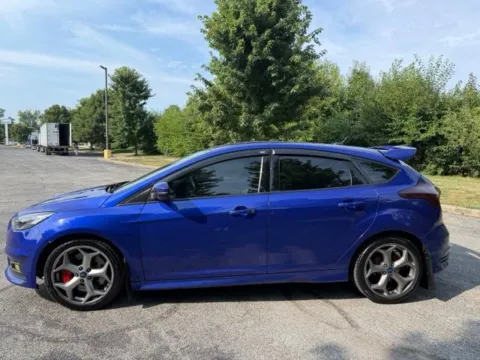 More photos of 2015 Ford Focus ST at Indy Luxury Motorsports, IN