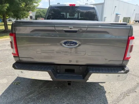 More photos of 2022 Ford F-150 Lariat at Indy Luxury Motorsports, IN