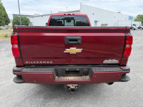 More photos of 2018 Chevrolet Silverado 3500HD High Country at Indy Luxury Motorsports, IN
