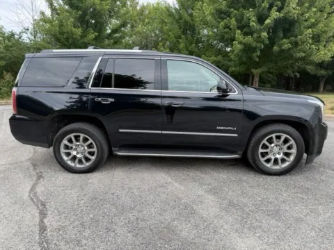 More photos of 2019 GMC Yukon Denali at Indy Luxury Motorsports, IN